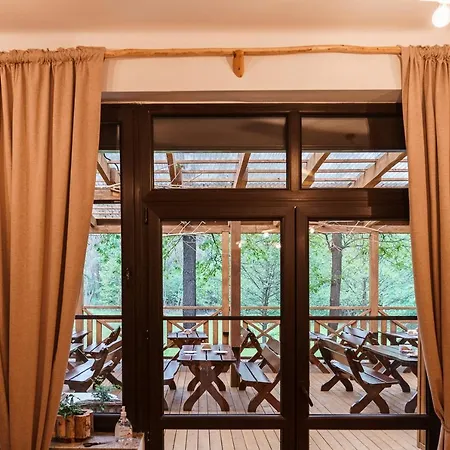 Pensjonat Złoty Jeleń - Restauracja I Dom Gościnny 3*