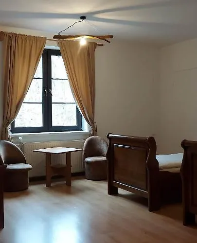 Guest house Zloty Jelen - Restauracja I Potok Zloty