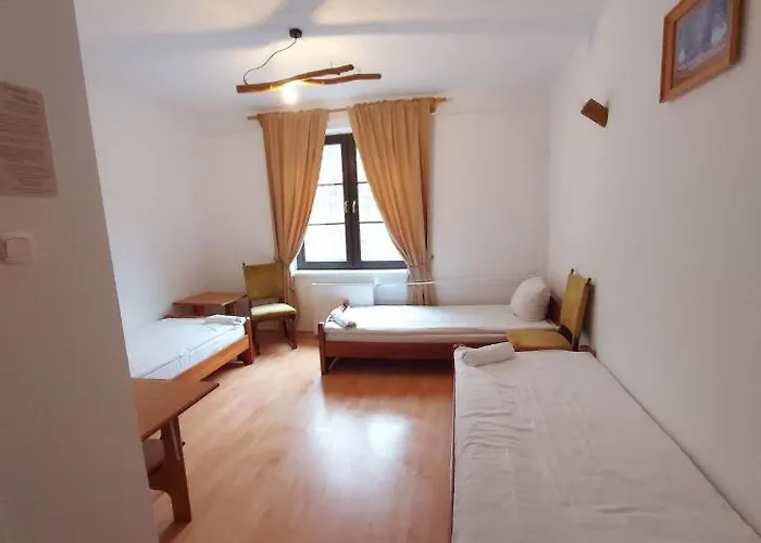 Zloty Jelen - Restauracja I 3*